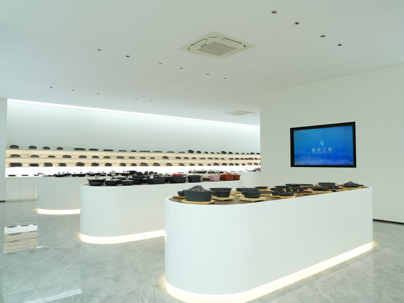 Showroom / display room Yuanzhou cast iron cookware factory